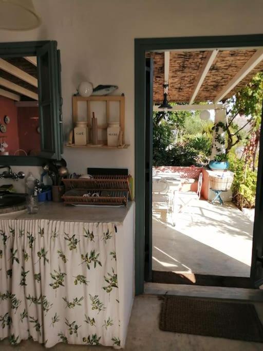 Casa Dei Melograni At Vourlidia Leros Villa Vromolithos Eksteriør billede